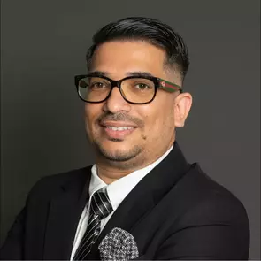 Manpreet Dhiman, Bedford, Real Estate Agent